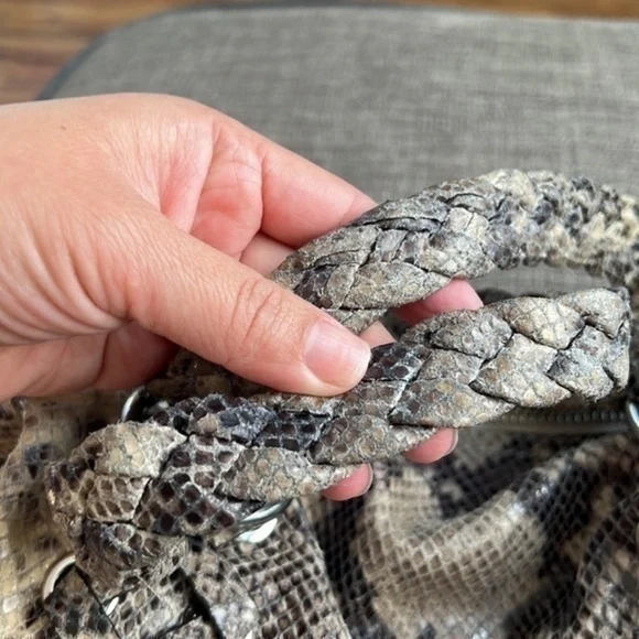 Michael Kors Purse - Picture 2 of 13